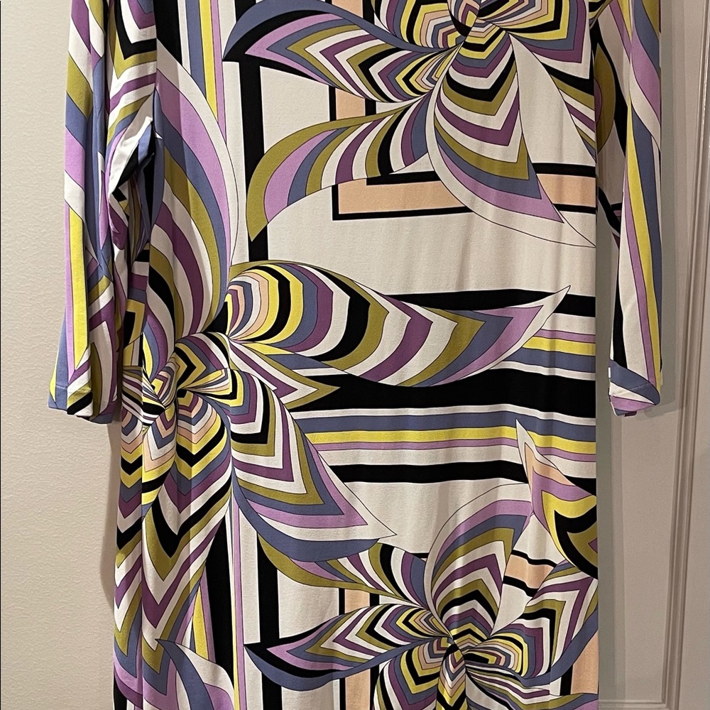 Italian Dress - Picture 3 of 10